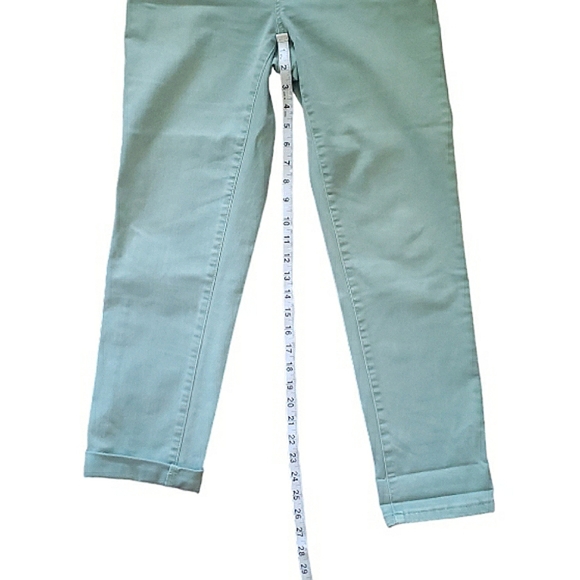 Soft Surroundings Green Slimming Waist The Ultimate Relaxed Straight Jeans PS 6P - Picture 13 of 16